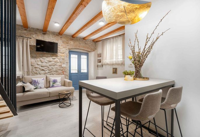 Ferienwohnung mit Meerblick direkt in Altstadt