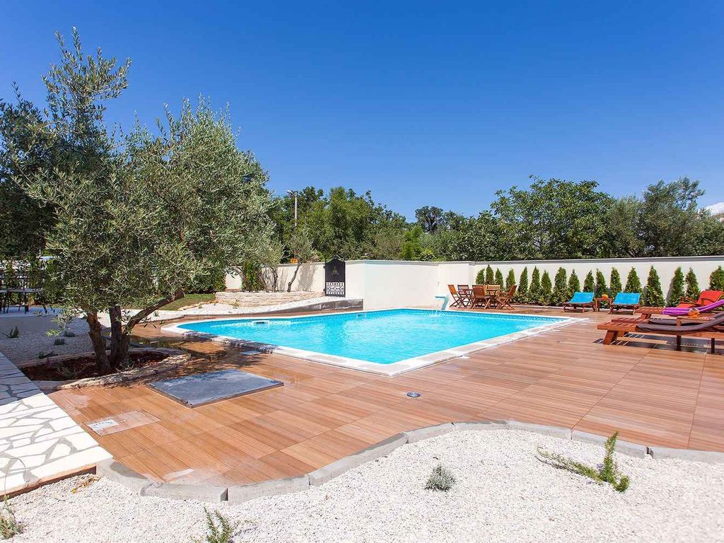 Ferienwohnung mit Pool