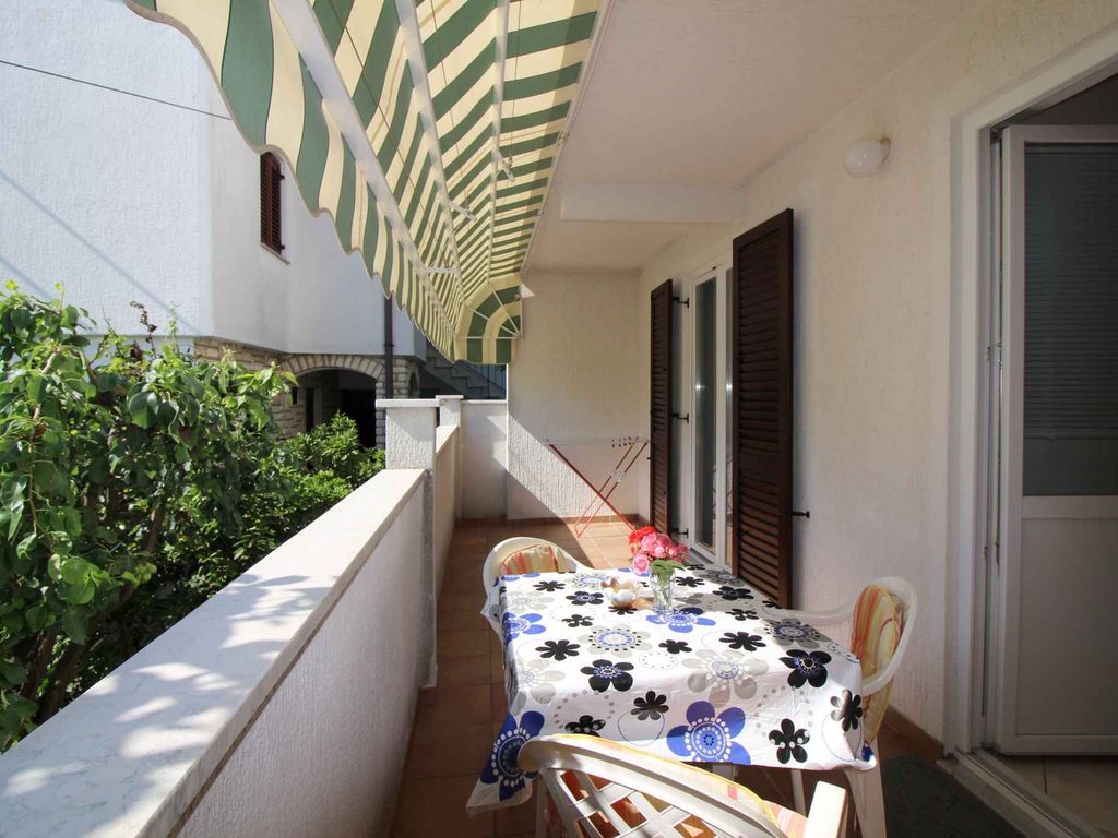Ferienwohnung mit Terrasse