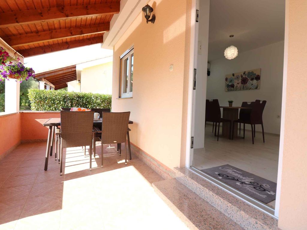 Ferienwohnung mit Außenpool