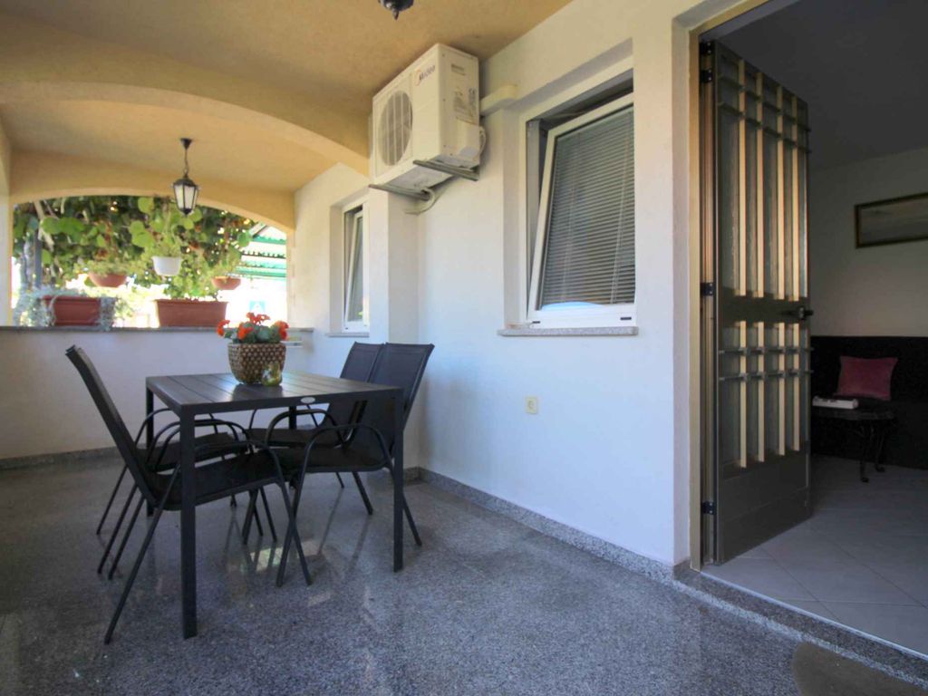 Ferienwohnung mit Terrasse