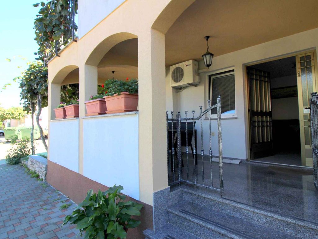 Ferienwohnung mit Terrasse