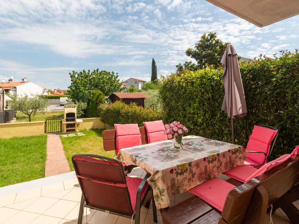 Ferienhaus mit schönem Garten in ruhiger Lage