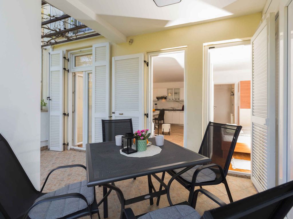 Ferienwohnung in Strandnähe mit Klimaanlage