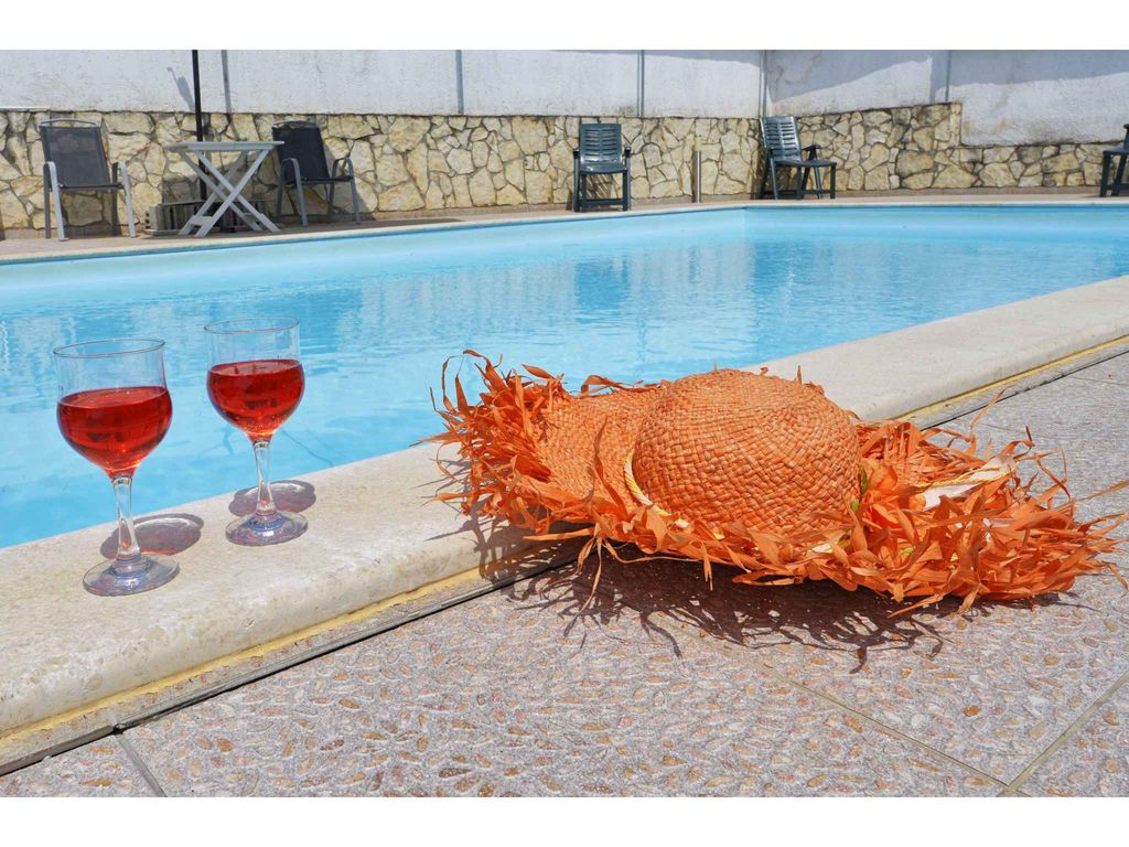Villa mit Pool und Klimaanlage