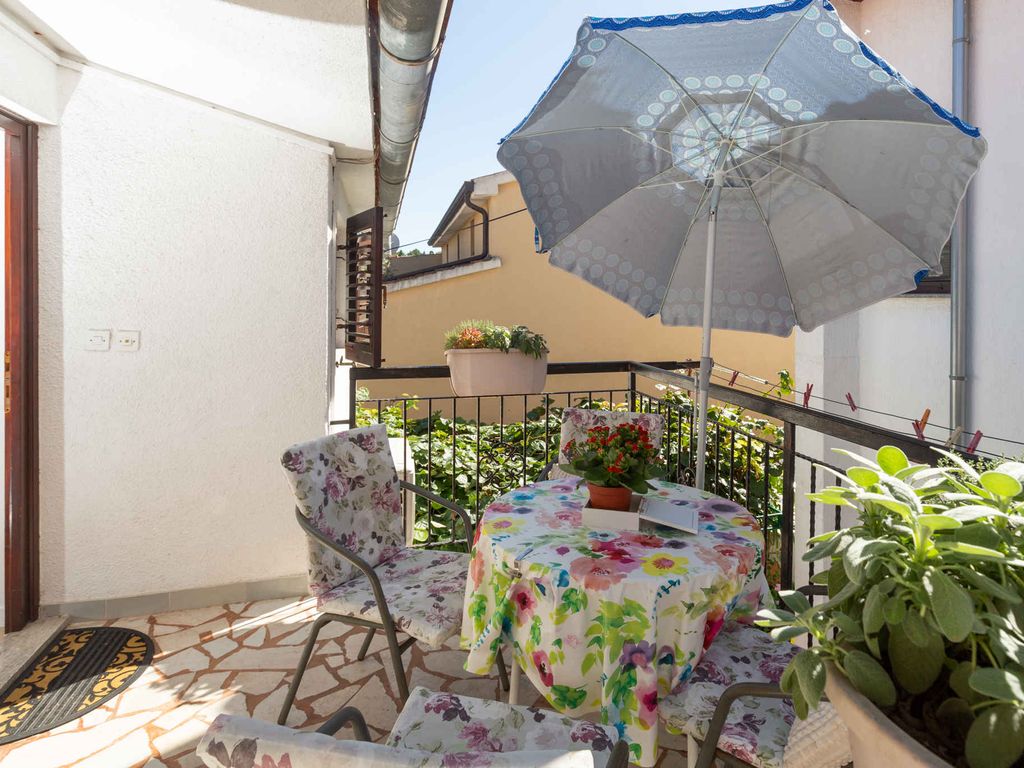 Ferienwohnung mit Balkon und Klimaanlage