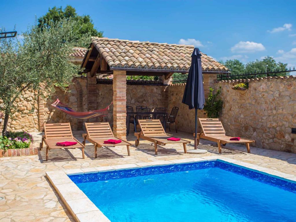 Ferienwohnung mit Pool und im toskanischen Stil