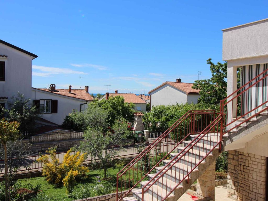 Ferienwohnung mit schöner Terrasse