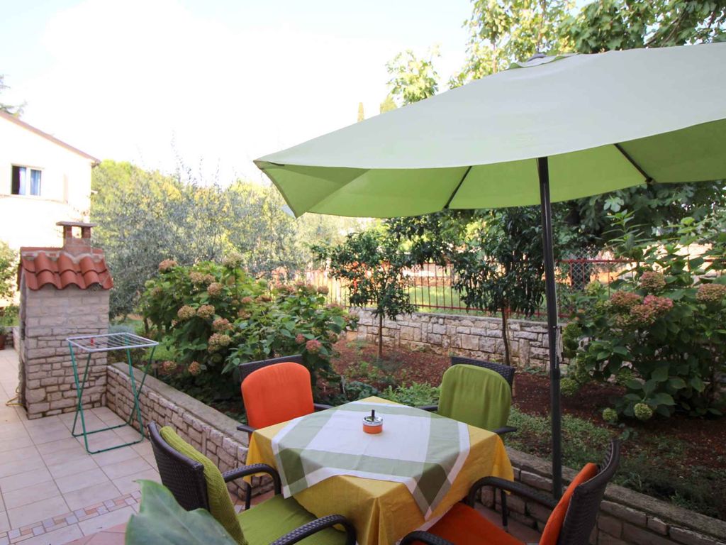 Ferienwohnung mit schöner Terrasse