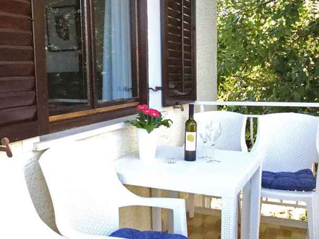 Ferienwohnung mit Klimaanlage und Balkon