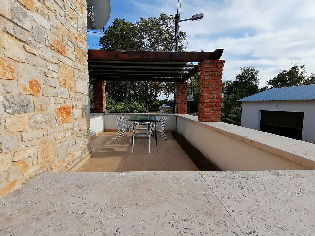 Ferienwohnung mit Klimaanlage und Terrasse