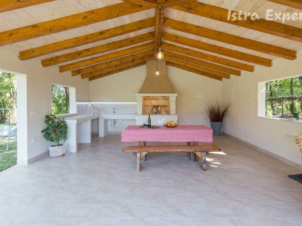 Studio mit Klimaanlage und Pool