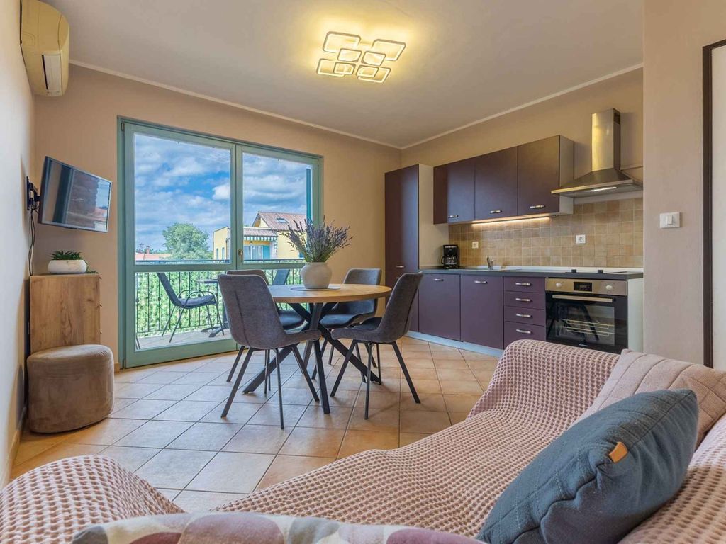 Ferienwohnung mit Klimaanlage und Pool