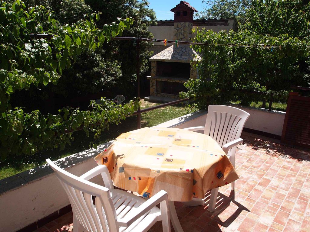 Studio mit Terrasse und Grillmöglichkeit