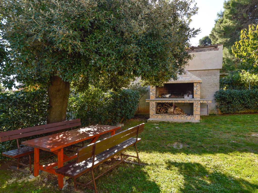 Studio mit Terrasse und Grillmöglichkeit