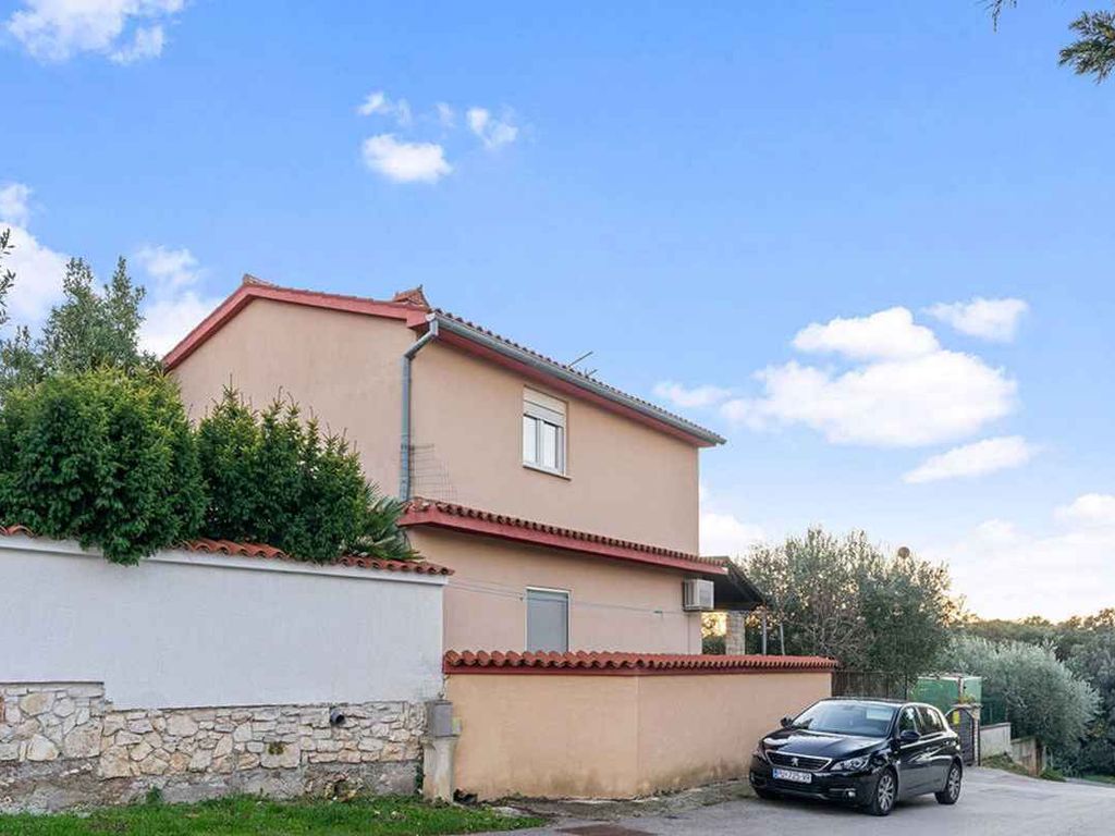 Ferienwohnung mit Balkon in Strandnähe