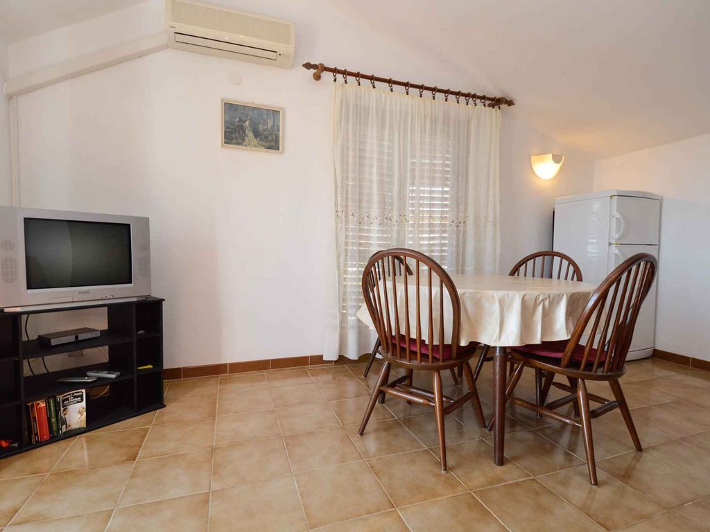 Ferienwohnung mit Balkon und Meerblick