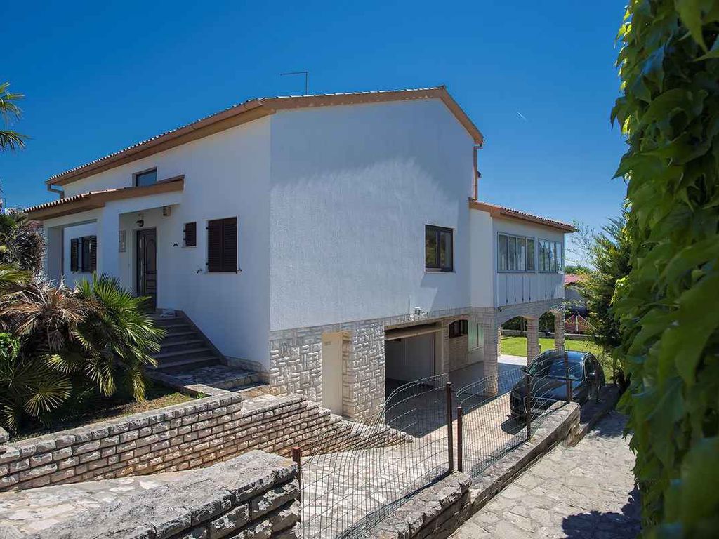 Ferienhaus mit Meerblick und Garten