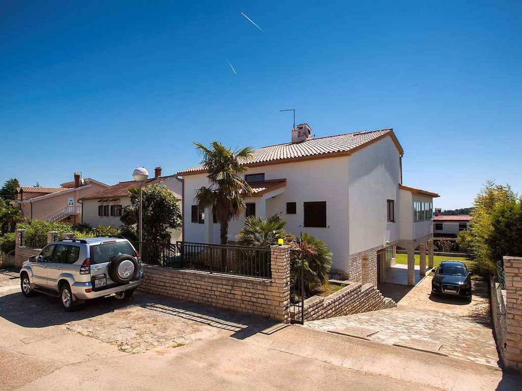 Ferienhaus mit Meerblick und Garten