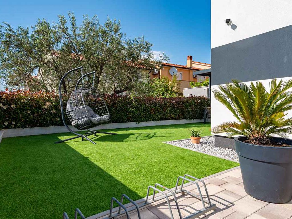Villa mit Klimaanlage und Pool