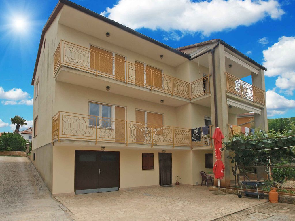 Ferienwohnung mit Balkon und Klimaanlage