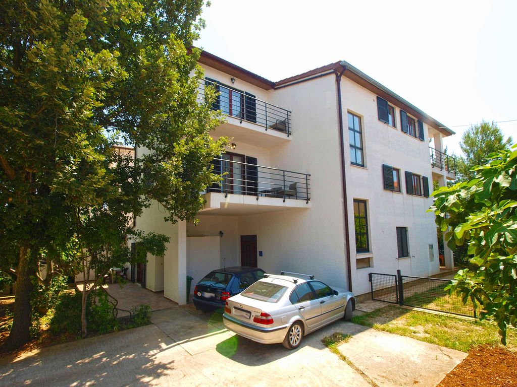 Ferienwohnung mit Klimaanlage und Terrasse
