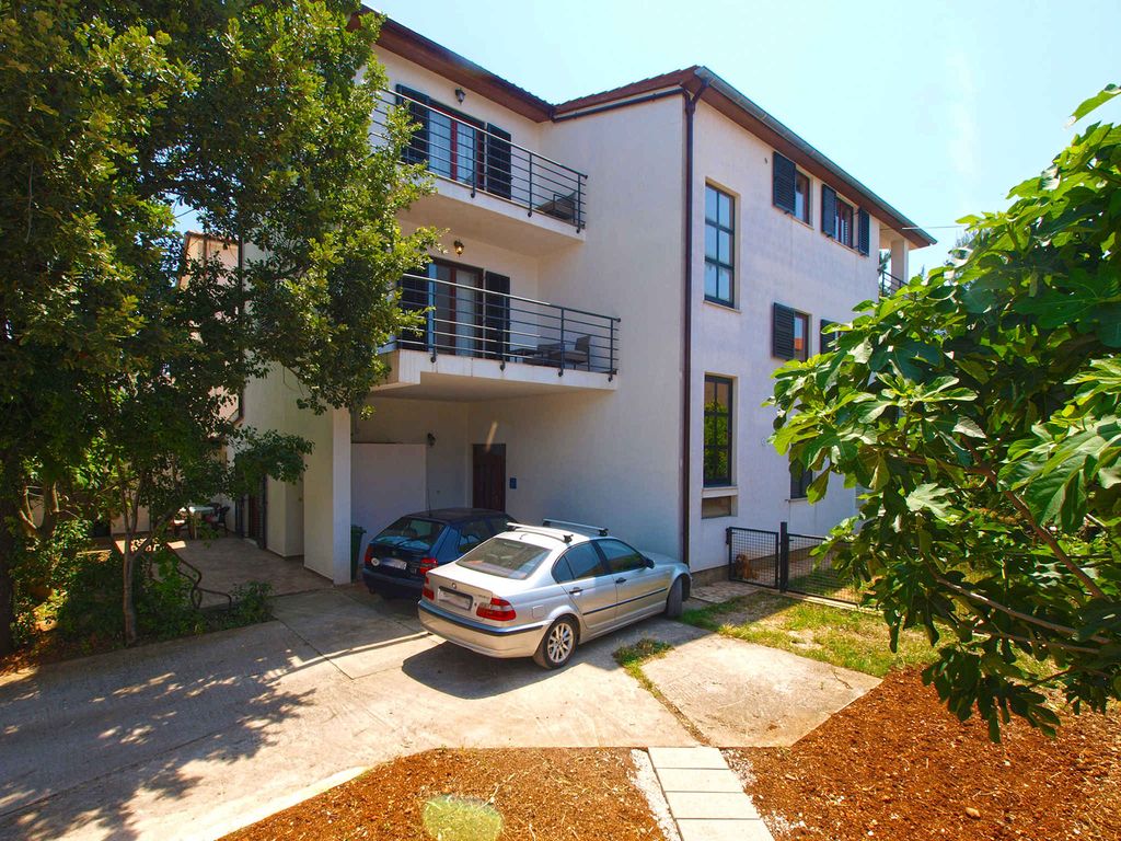Ferienwohnung mit Klimaanlage und Terrasse