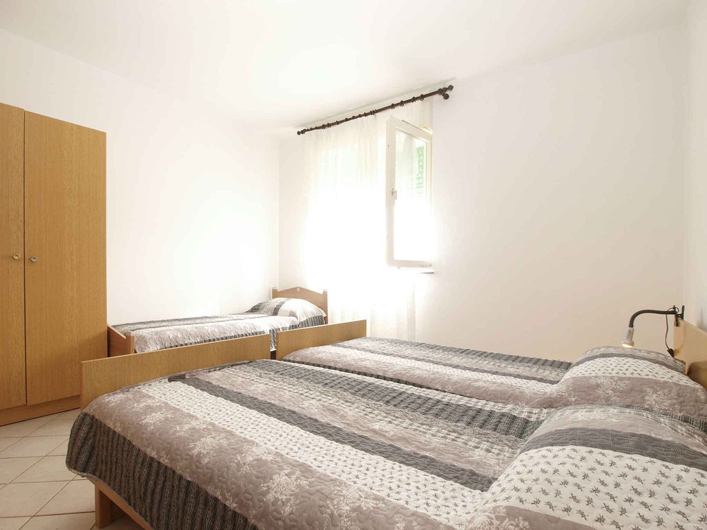 Ferienwohnung mit Terrasse und Waschmaschine
