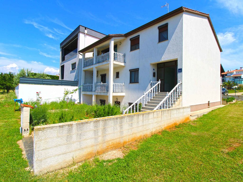 Ferienwohnung mit Garten und Grill