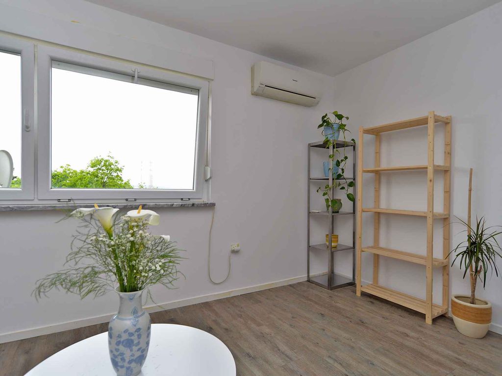 Ferienwohnung im Stadtzentrum mit Meerblick
