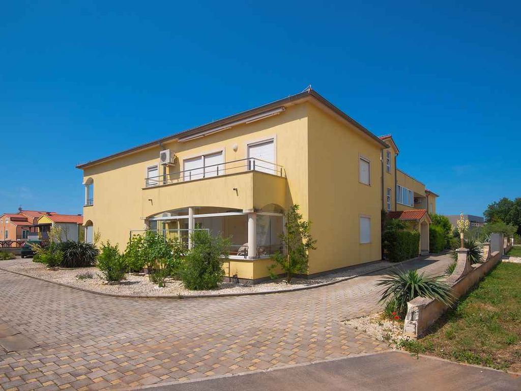 Studio mit Terrasse und Klimaanlage