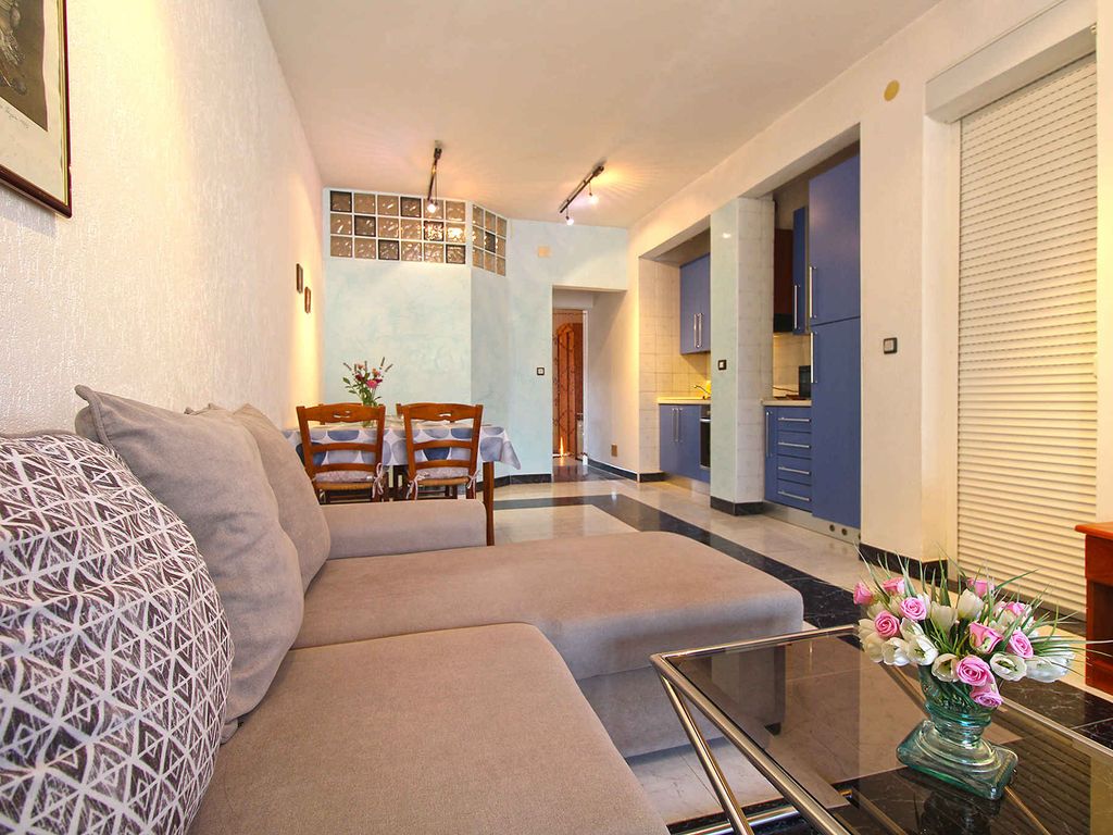 Studio mit Terrasse und Klimaanlage
