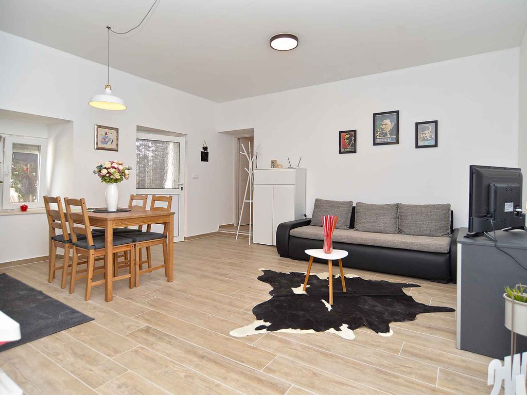 Ferienwohnung mit Terrasse und Grillnutzung