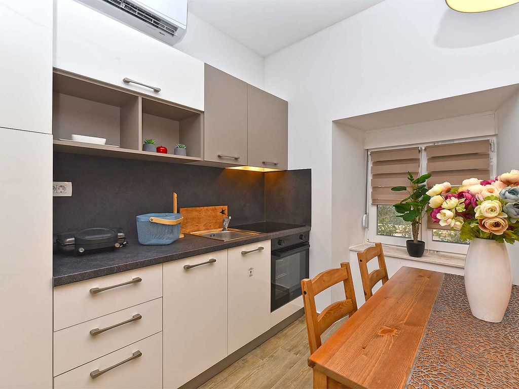 Ferienwohnung mit Terrasse und Grillnutzung