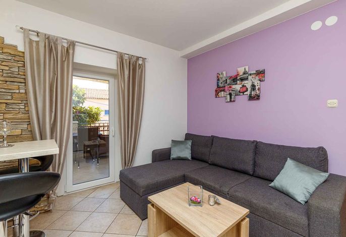 Ferienwohnung mit Balkon und Klimaanlage