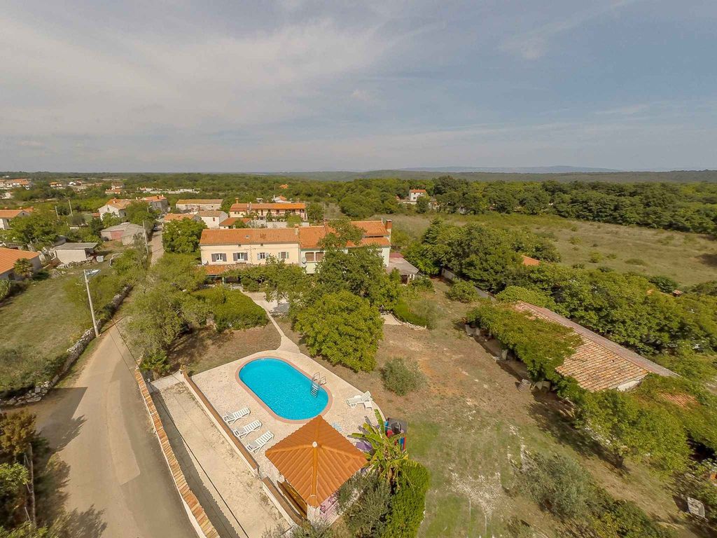 Ferienhaus mit Pool