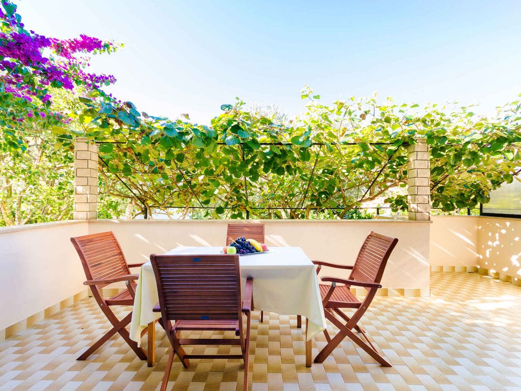 Ferienwohnung mit Terrasse