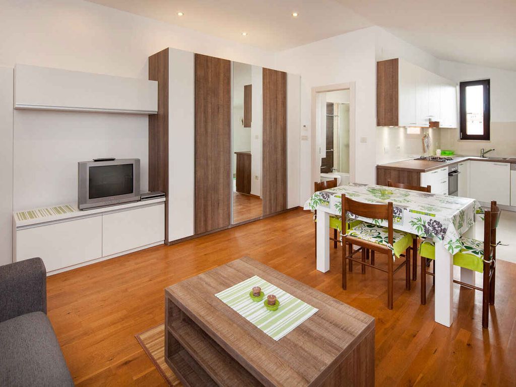 Ferienwohnung mit Balkon und Grill