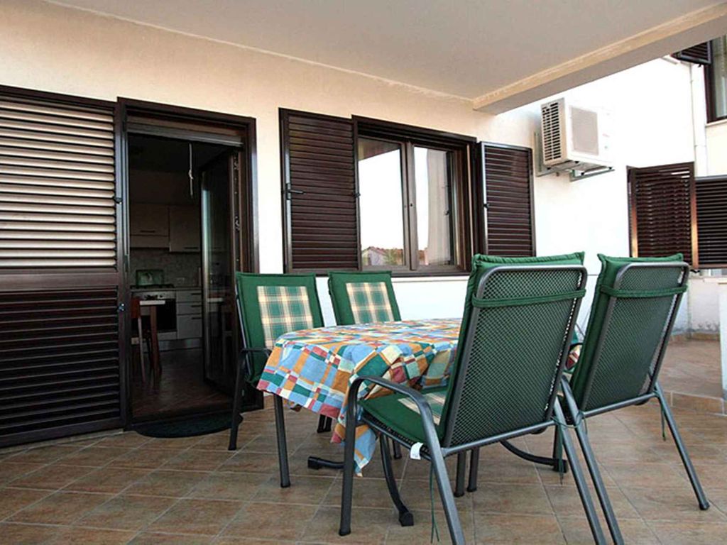 Ferienwohnung mit Balkon und Grill