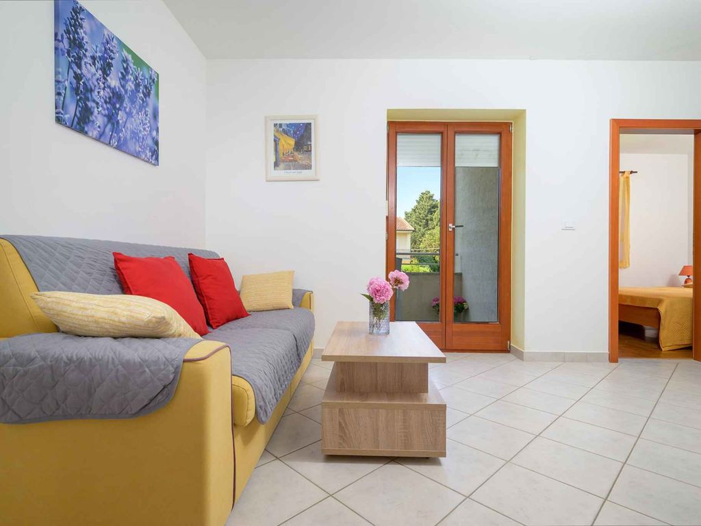 Ferienwohnung mit Klimaanlage und Balkon