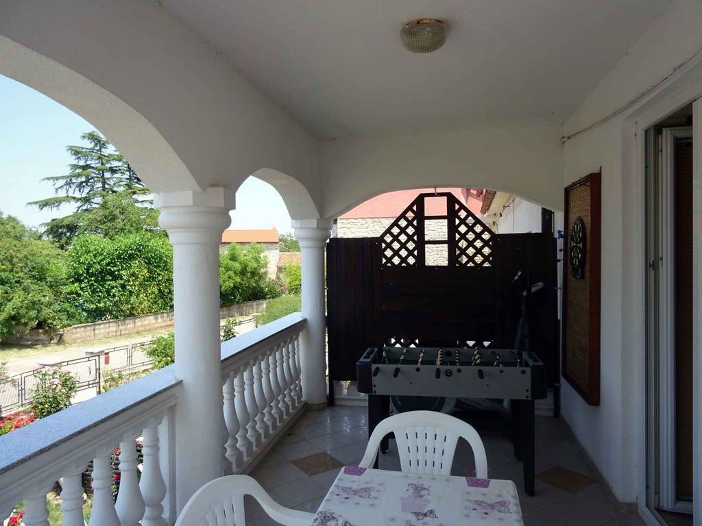 Ferienhaus mit Klimaanlage und Terrasse