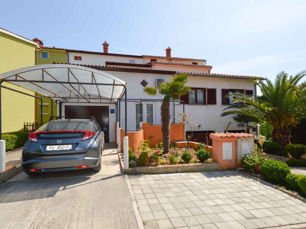 Ferienwohnung mit Terrasse und Klimaanlage