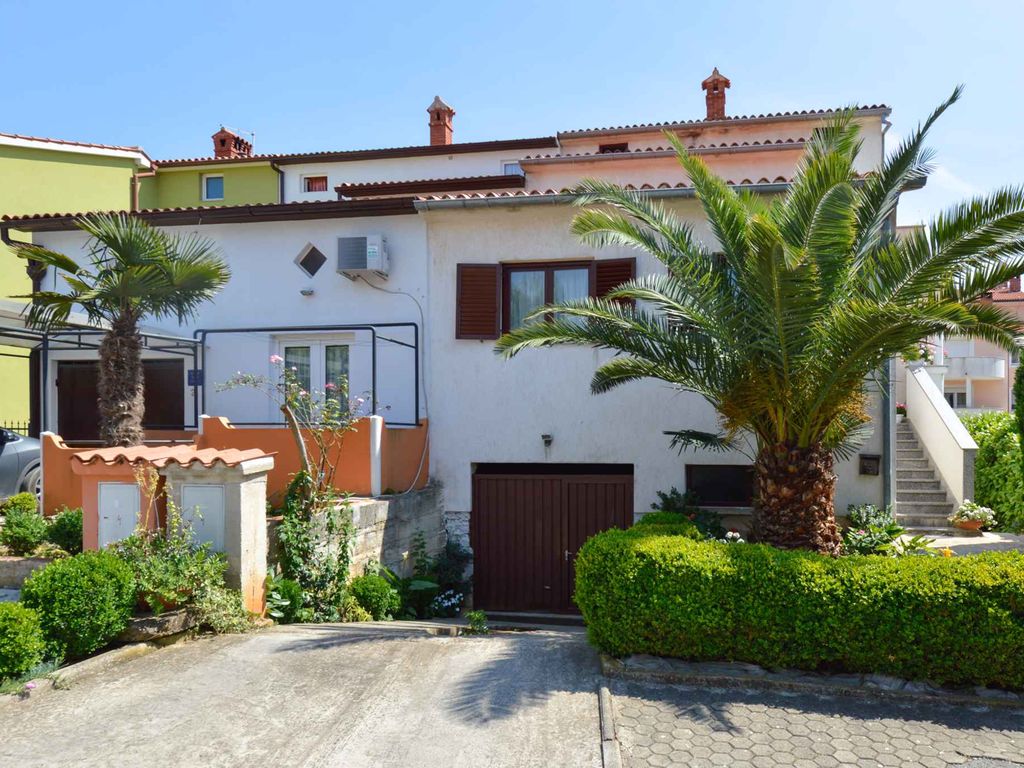 Ferienwohnung mit Terrasse und Klimaanlage