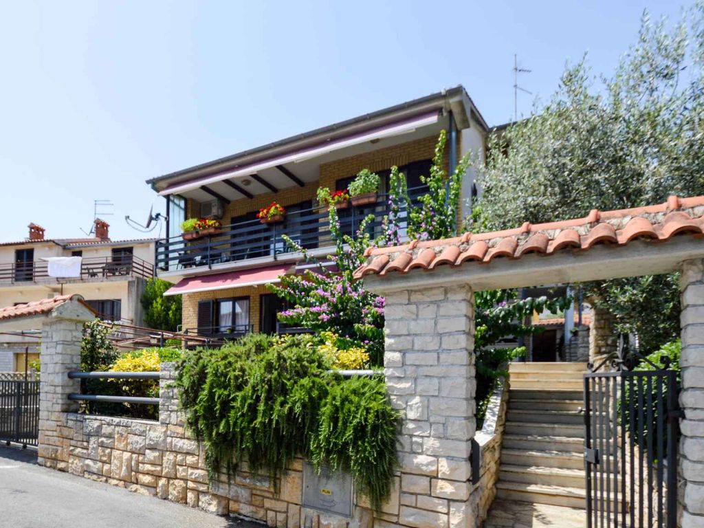 Ferienwohnung mit Terrasse und Klimaanlage