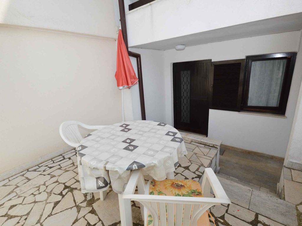 Studio Studio mit Terrasse und Internet