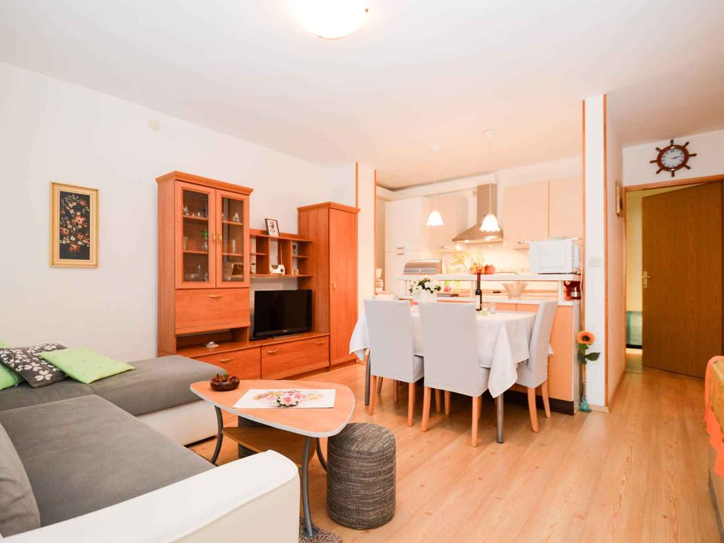 Ferienwohnung mit Klimaanlagen an einem ruhigen Standort