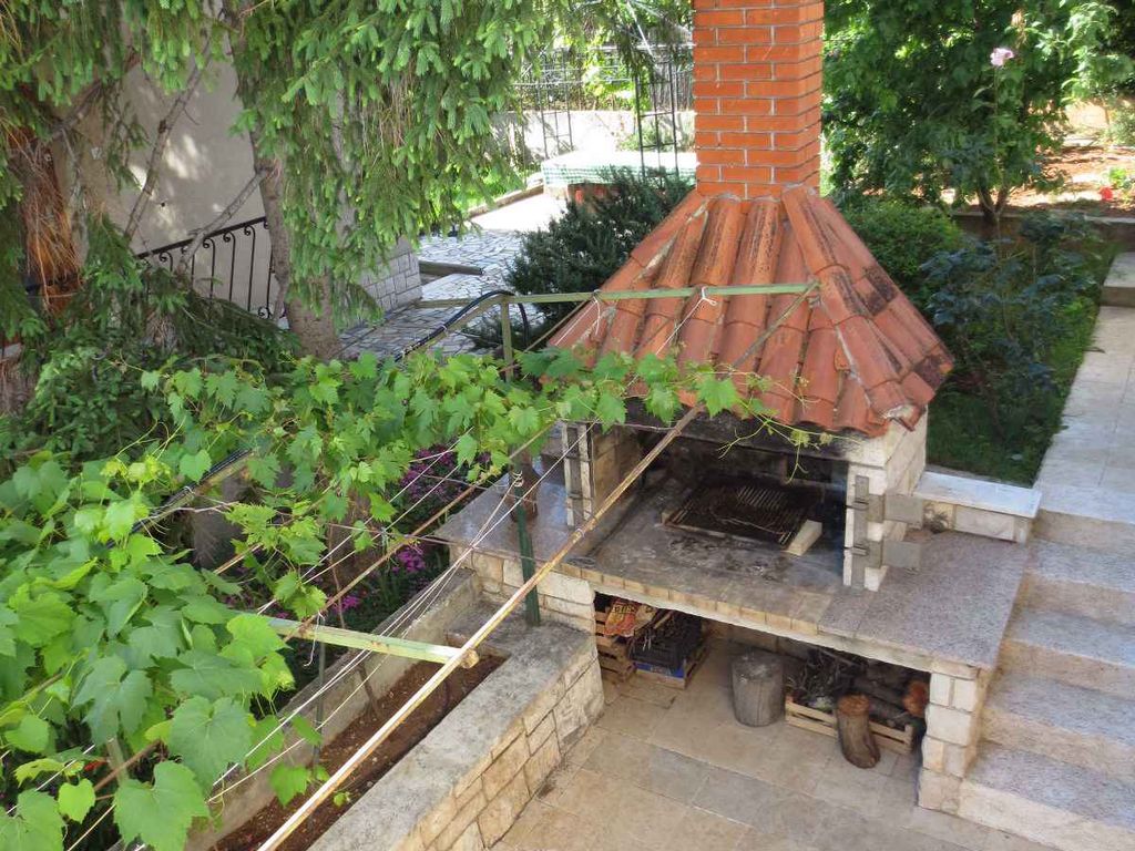 Ferienwohnung mit großer Terrasse