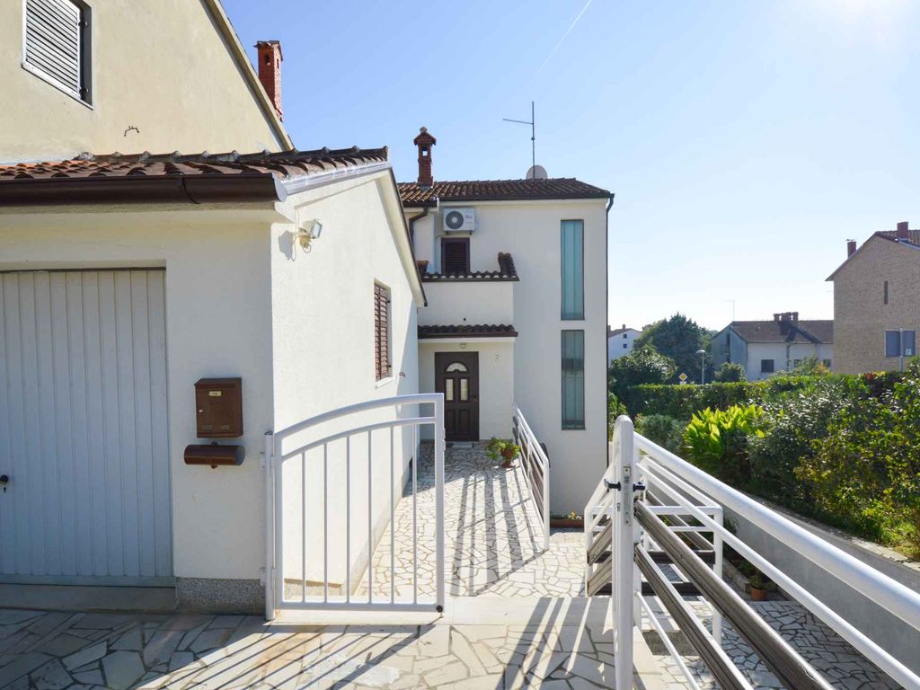 Ferienwohnung mit Terrasse und Klimaanlage