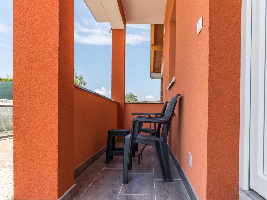 Ferienwohnung mit Pool und Klimaanlage