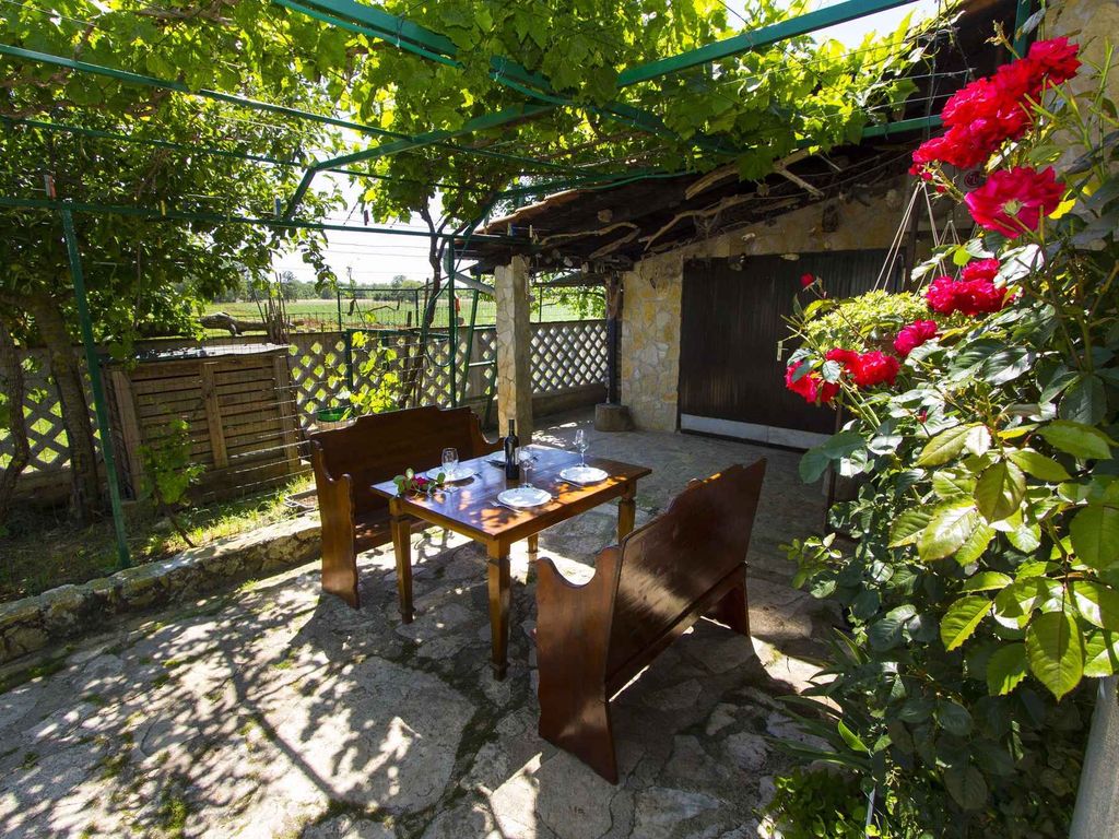 Ferienhaus mit eigener Terrasse und Pool